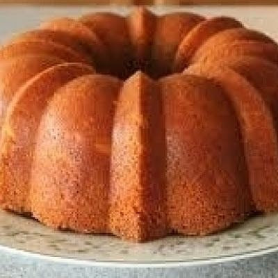 7 UP BUNDT POUND CAKE